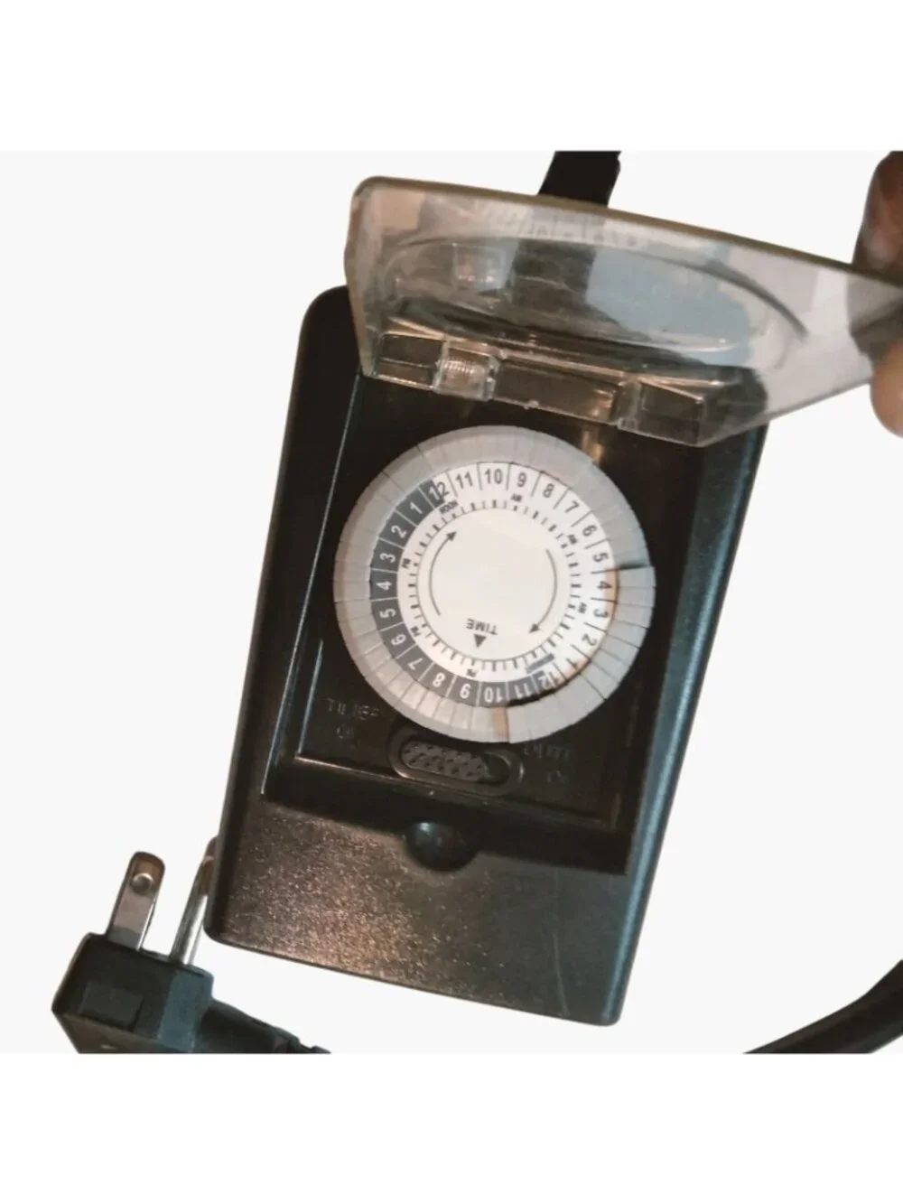 Outdoor 2 Outlet Timer 24 Hour Dial  Plug In Black Utilitech - Picture 4 of 10